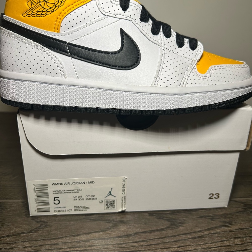 Nike Jordan 1 Mid Women Sneakers 5 - Picture 2 of 10